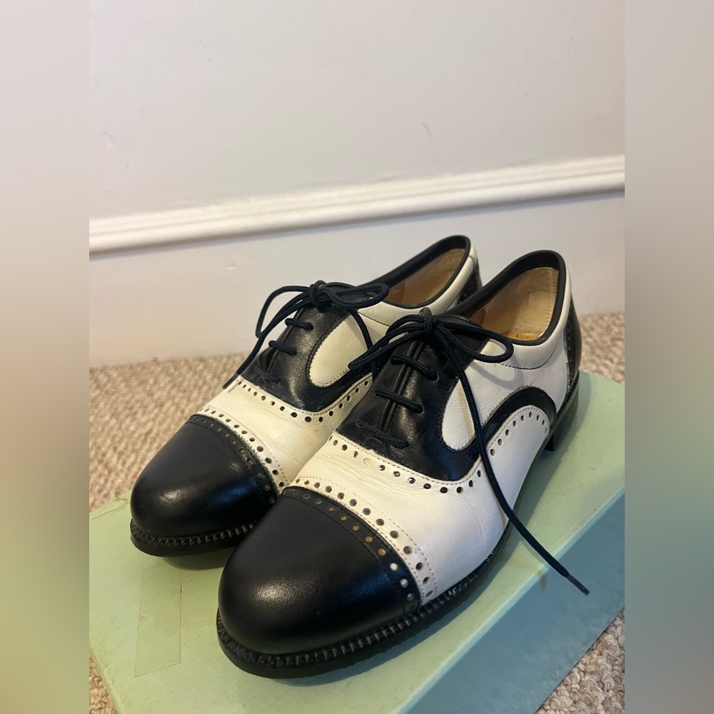 Walter Genuin ladies golf shoes ⛳️